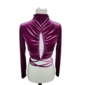 Open Edit Velvet Cutout Wrap Top in Magenta – Size S